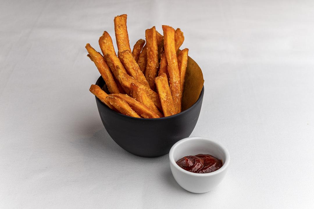LARRY'S FRIE'S